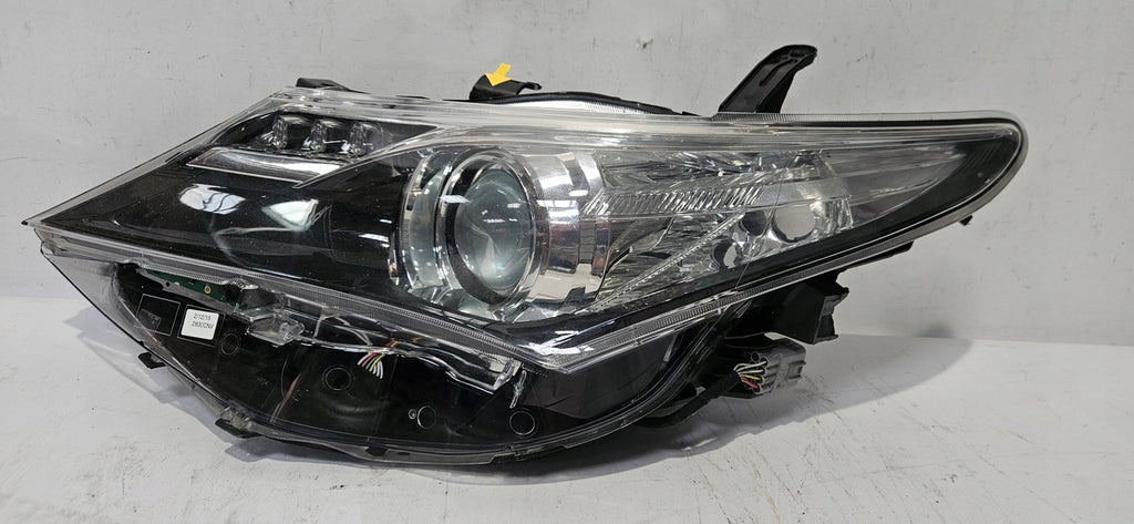 Frontscheinwerfer Toyota Auris 811170-02J61 Links Scheinwerfer Headlight