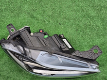 Load image into Gallery viewer, Frontscheinwerfer Maserati Ghibli 00670100984 Rechts Scheinwerfer Headlight SCH7105501732yt