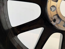Laden Sie das Bild in den Galerie-Viewer, 1x Alufelge 17 Zoll A1744014700 Mercedes-Benz Cla Rim Wheel FEL1736968955ng