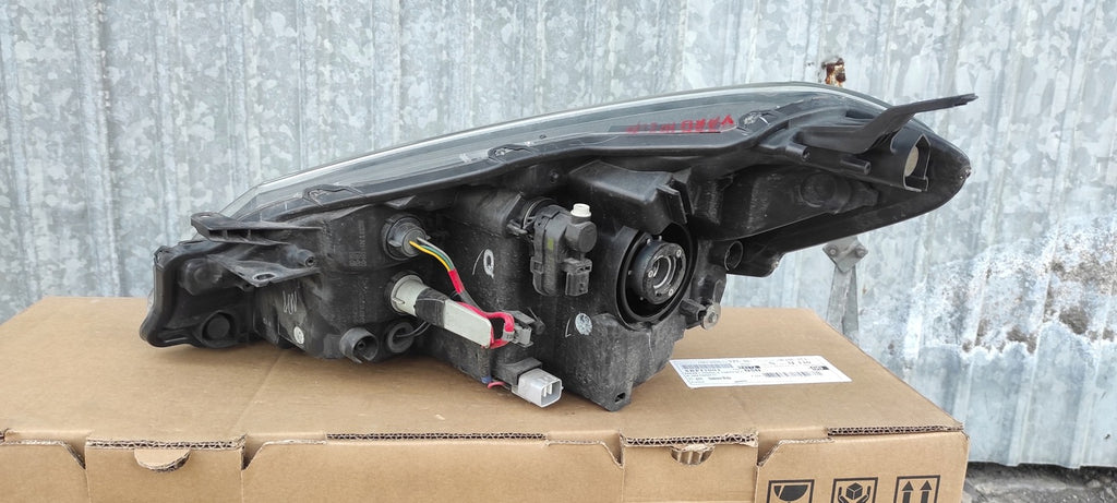 Frontscheinwerfer Toyota Yaris LED Rechts Scheinwerfer Headlight