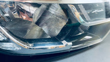 Laden Sie das Bild in den Galerie-Viewer, Frontscheinwerfer Dacia Sandero II 260103529R 90114431 Rechts Headlight