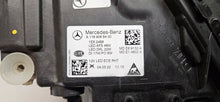 Laden Sie das Bild in den Galerie-Viewer, Frontscheinwerfer Mercedes-Benz Cla A1189068400 LED Rechts Headlight SCH1070646032lm