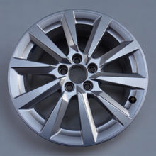 Laden Sie das Bild in den Galerie-Viewer, 1x Alufelge 16 Zoll 6.5&quot; 5x112 40ET Glanz Silber 82A601025 Audi Rim Wheel