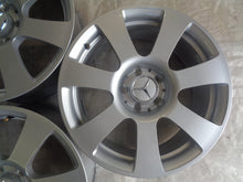 Load image into Gallery viewer, 4x Alufelge 17 Zoll 8.0" 5x112 43ET Glanz Silber A2214010202 Mercedes-Benz W221 FEL1058594230cb