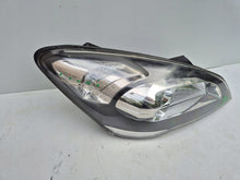Laden Sie das Bild in den Galerie-Viewer, Frontscheinwerfer Kia Ceed ZWW1539 Rechts Scheinwerfer Headlight