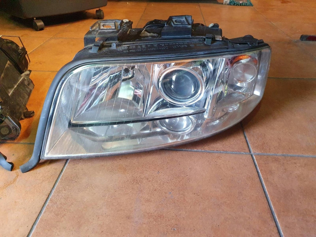 Frontscheinwerfer Audi A6 C5 Xenon Ein Stück (Rechts oder Links) Headlight