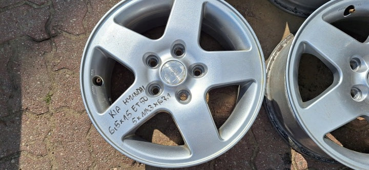 4x Alufelge 15 Zoll 6.5" 5x114.3 50ET Silber KBA45967 Hyundai I Rim Wheel FEL7309111112uk