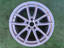 Laden Sie das Bild in den Galerie-Viewer, 1x Alufelge 18 Zoll 5x112 6880047SAJ BMW X3 G01 Rim Wheel FEL7497971231ds