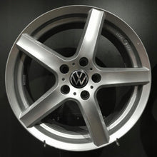 Load image into Gallery viewer, 4x Alufelge 17 Zoll 7.0" 5x112 43ET Glanz Silber KBA51285 VW Golf VII I Jetta FEL7133067028qp
