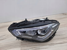 Laden Sie das Bild in den Galerie-Viewer, Frontscheinwerfer Mercedes-Benz Cla C118 A1189068200 Links Headlight SCH2484658049cl