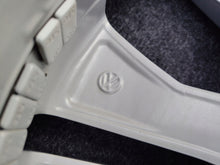 Load image into Gallery viewer, 1x Alufelge 17.5 Zoll 7.0" 5x112 38ET 3G0601025AB VW Passat Alltrack B8 FEL2632417694tl