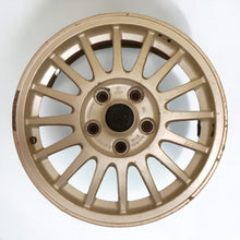 Laden Sie das Bild in den Galerie-Viewer, 1x Alufelge 15 Zoll 6.0&quot; 5x112 45ET 447601025E Audi 100 Rim Wheel