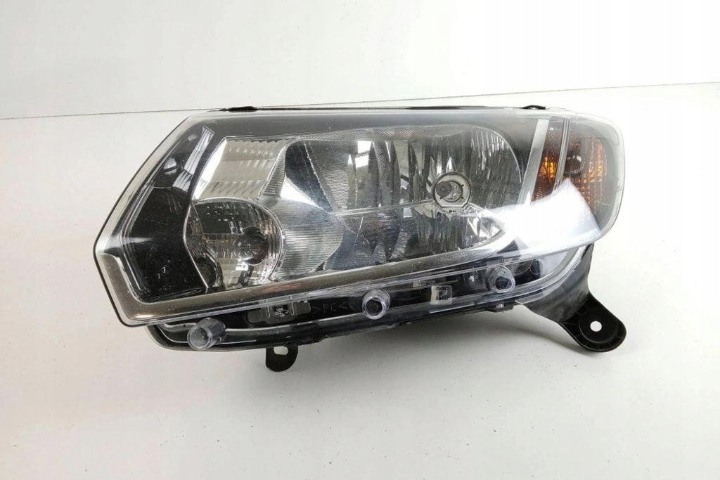 Frontscheinwerfer Dacia Sandero 260608494R Ein Stück (Rechts oder Links)