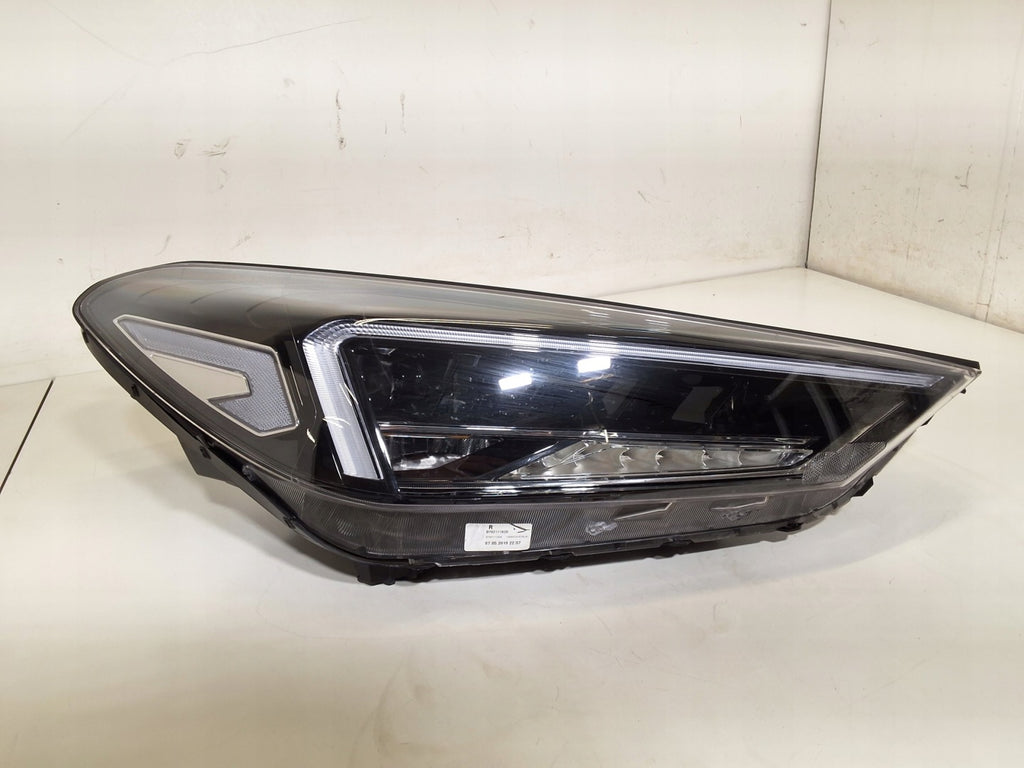 Frontscheinwerfer Hyundai Tucson D792111A20 Rechts Scheinwerfer Headlight SCH9576316993qi