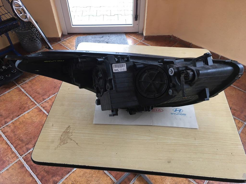 Frontscheinwerfer Hyundai I30 II 92101-A6020 Links Scheinwerfer Headlight