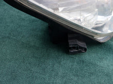 Load image into Gallery viewer, Frontscheinwerfer Toyota III 81130-42310 Rechts Scheinwerfer Headlight SCH3760603888of