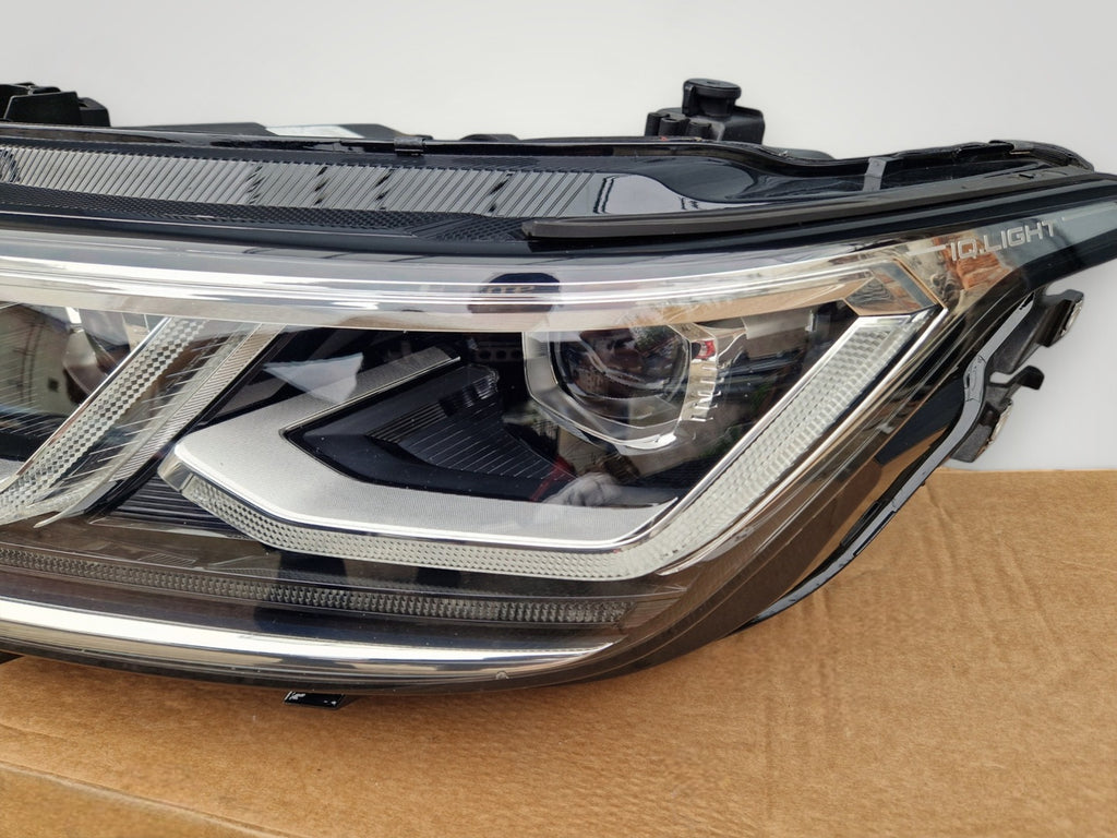 Frontscheinwerfer VW Tiguan 5NB941081C 030111923300 LED Links Headlight