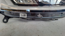 Laden Sie das Bild in den Galerie-Viewer, Frontscheinwerfer Renault Clio I 260100274R Full LED Rechts Headlight SCH2029113957jk