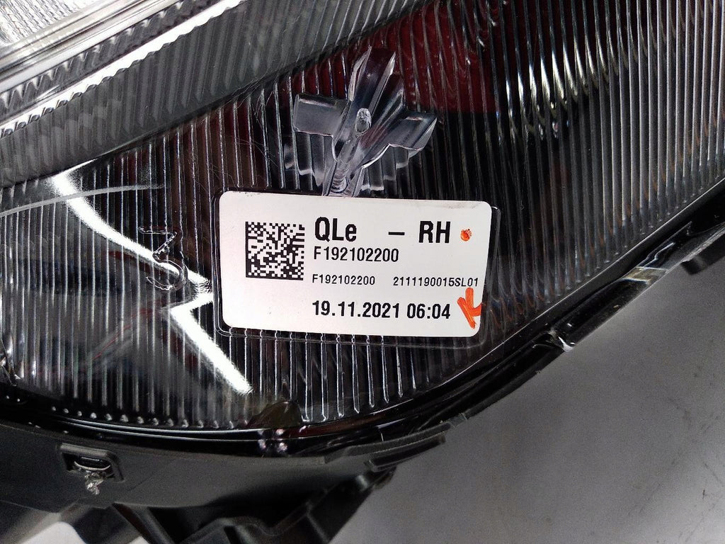 Frontscheinwerfer Kia Sportage F1921-52610 LED Rechts Scheinwerfer Headlight SCH2558220945mw
