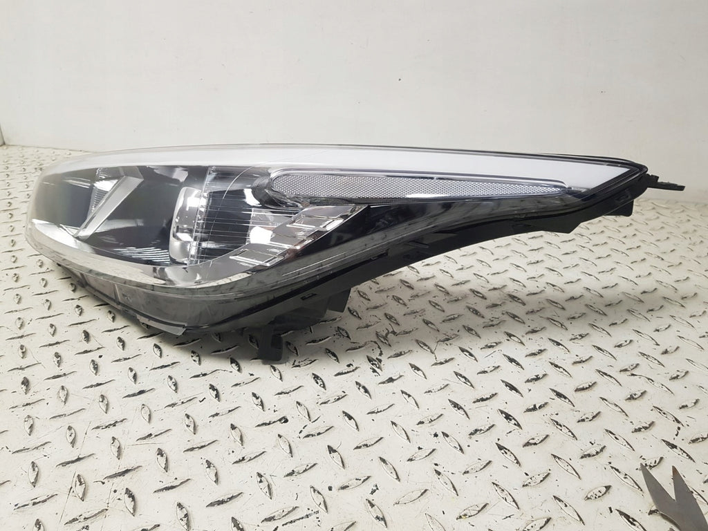 Frontscheinwerfer Kia Ceed 92101-A2010 92101A2010 Ein Stück (Rechts oder Links)