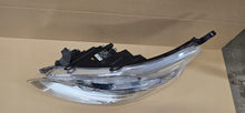 Laden Sie das Bild in den Galerie-Viewer, Frontscheinwerfer Ford Transit Custom GK21-13D153-BA Links Headlight SCH3586105828kt