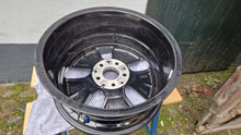 Load image into Gallery viewer, 1x Alufelge 17 Zoll 7.0" 5x112 4017100 Mercedes-Benz W206 Rim Wheel FEL7216496567ys