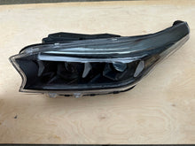 Load image into Gallery viewer, Frontscheinwerfer Kia Xceed J792112010 J7921-61550 Full LED Links Headlight