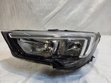 Laden Sie das Bild in den Galerie-Viewer, Frontscheinwerfer Opel Crossland X 13467967 Links Scheinwerfer Headlight SCH3195619848wx
