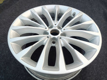 Laden Sie das Bild in den Galerie-Viewer, 1x Alufelge 18 Zoll 8.0&quot; 5x112 30ET 6863418 BMW 5 G31 G30 Rim Wheel