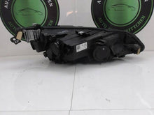 Laden Sie das Bild in den Galerie-Viewer, Frontscheinwerfer VW Golf VIII 90150890 5H1941005C LED Rechts oder Links SCH6720403037mn