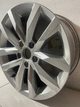 Load image into Gallery viewer, 1x Alufelge 16 Zoll 6.5" 5x112 3G0601025 VW Passat B8 Rim Wheel FEL7932561418ck