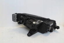 Laden Sie das Bild in den Galerie-Viewer, Frontscheinwerfer Skoda Superb III 3V1941015C Links Scheinwerfer Headlight