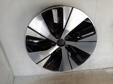 Laden Sie das Bild in den Galerie-Viewer, 1x Alufelge 18 Zoll 7.5&quot; 5x108 50ET Glanz Silber 31680403 Volvo Rim Wheel