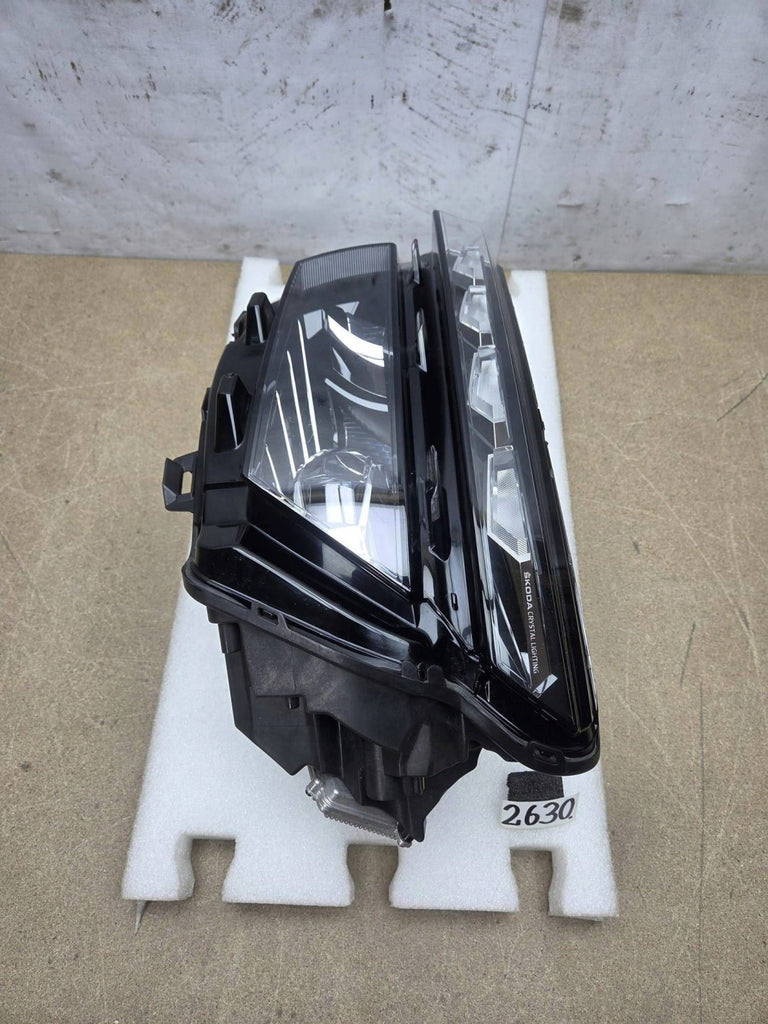 Frontscheinwerfer Skoda Kamiq 0021377709 Links Scheinwerfer Headlight SCH9359529097jy
