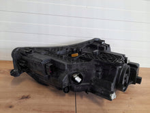 Laden Sie das Bild in den Galerie-Viewer, Frontscheinwerfer Skoda Superb III 3V1941015B Links Scheinwerfer Headlight