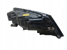 Laden Sie das Bild in den Galerie-Viewer, Frontscheinwerfer Skoda Octavia III 5E1941015F Links Scheinwerfer Headlight SCH8404164552ih