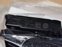 Laden Sie das Bild in den Galerie-Viewer, Frontscheinwerfer VW Golf VIII 5H0941654G Ein Satz Scheinwerfer Headlight SCH5816644719tl