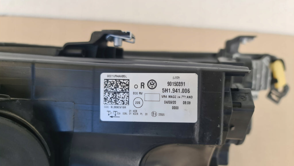 Frontscheinwerfer VW Golf VIII 5H1941006 LED Ein Stück (Rechts oder Links) SCH2637383404nc