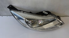 Laden Sie das Bild in den Galerie-Viewer, Frontscheinwerfer Ford Focus BM51-13W029-NB Rechts Scheinwerfer Headlight SCH7913003025cw