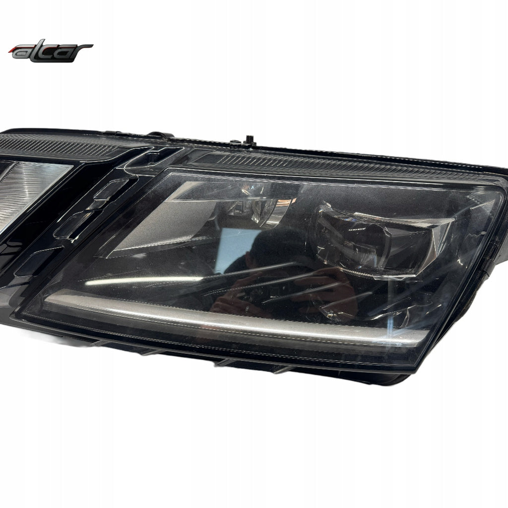 Frontscheinwerfer Skoda Octavia III 5E2941017 FALSE Scheinwerfer Headlight SCH8491439299lh