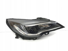 Laden Sie das Bild in den Galerie-Viewer, Frontscheinwerfer Opel Astra 39077801 Rechts Scheinwerfer Headlight SCH1840610927qf