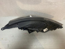 Laden Sie das Bild in den Galerie-Viewer, Frontscheinwerfer Hyundai I30 III 92101G4120 Full LED Links Headlight SCH4011687899cc