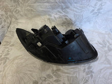 Laden Sie das Bild in den Galerie-Viewer, Frontscheinwerfer Hyundai Santa I Fe 92101-2BXXX Links Scheinwerfer Headlight SCH1385253498wi