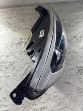 Laden Sie das Bild in den Galerie-Viewer, Frontscheinwerfer Ford Focus JC7B-13E014-AR LED Rechts Scheinwerfer Headlight SCH7048605515lm