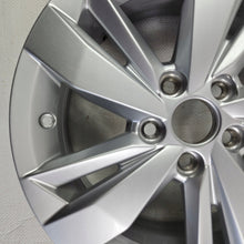 Load image into Gallery viewer, 1x Alufelge 15 Zoll 5.5" 5x100 40ET 2G0601025N VW Polo Rim Wheel FEL2442788156lo