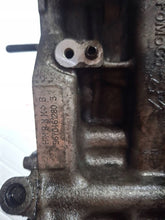 Laden Sie das Bild in den Galerie-Viewer, Motor Citroën C4 Cactus 9670461280 1.6 EHDI 2014 Diesel Engine Unkomplett MOT2314043735bs