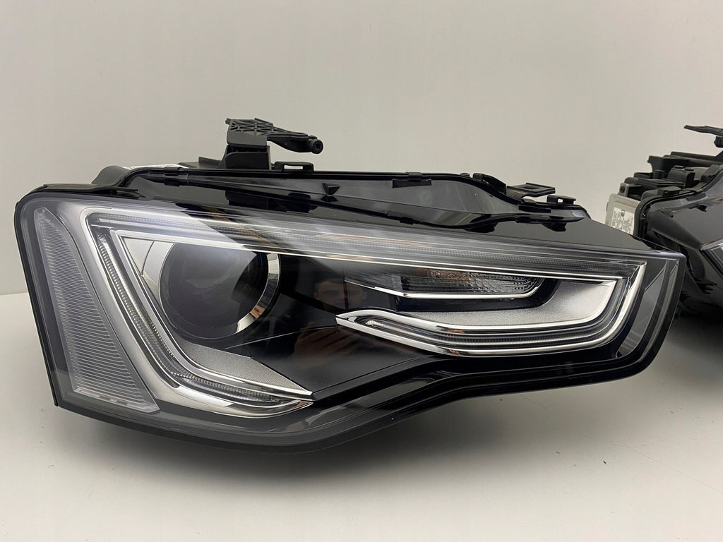 Frontscheinwerfer Audi A5 8T0941006C 8T0941005C Xenon Ein Satz Headlight