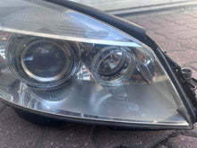 Laden Sie das Bild in den Galerie-Viewer, Frontscheinwerfer Mercedes-Benz W204 A2048203061 Links Scheinwerfer Headlight SCH6437333745sj