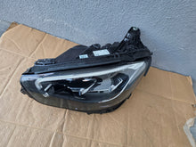 Laden Sie das Bild in den Galerie-Viewer, Frontscheinwerfer Mercedes-Benz W213 A2139066308 Links Scheinwerfer Headlight SCH9836670704bh