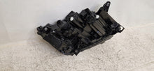 Laden Sie das Bild in den Galerie-Viewer, Frontscheinwerfer Skoda Enyaq 5LB941015A LED Links Scheinwerfer Headlight